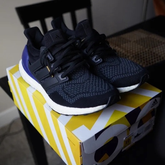 Adidas Ultra Boost Black/Purple - Main Image